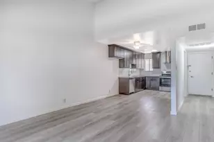 3722 W Benjamin Holt Dr, Stockton, CA 95219 - Photo 5