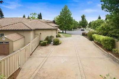 3970 Crystal Downs Court, Roseville, CA 95747 - Photo 3