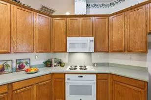 11 Eastham Ct, Sacramento, CA 95833 - Photo 11