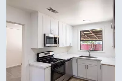 4601 Summit Way, Sacramento, CA 95820 - Photo 9