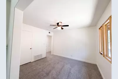 4601 Summit Way, Sacramento, CA 95820 - Photo 15