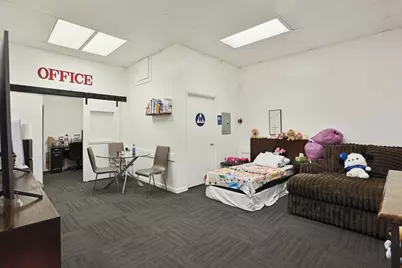 702 E Porter Avenue #B, Stockton, CA 95207 - Photo 13