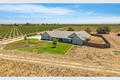 1844 W Highway12, Lodi, CA 95242 - Photo 13