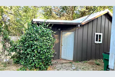 10379 Carey Drive, Grass Valley, CA 95945 - Photo 11
