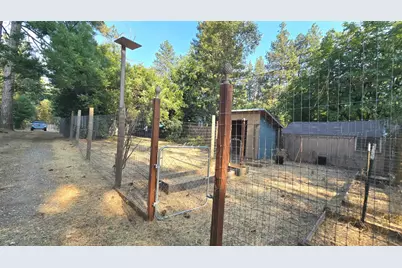 10379 Carey Drive, Grass Valley, CA 95945 - Photo 3