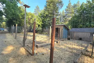 10379 Carey Dr, Grass Valley, CA 95945 - Photo 3