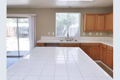 2013 Watercourse Street, Stockton, CA 95206 - Photo 19