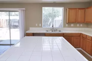 2013 Watercourse St, Stockton, CA 95206 - Photo 19