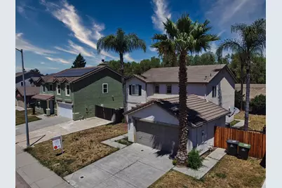 2013 Watercourse Street, Stockton, CA 95206 - Photo 3