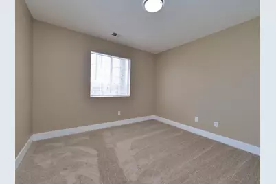 2013 Watercourse Street, Stockton, CA 95206 - Photo 37
