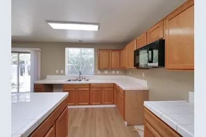 2013 Watercourse Street, Stockton, CA 95206 - Photo 13