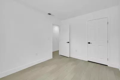 2702 Meadowvale Avenue, Sacramento, CA 95822 - Photo 25