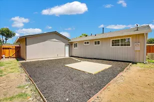 2702 Meadowvale Ave, Sacramento, CA 95822 - Photo 33