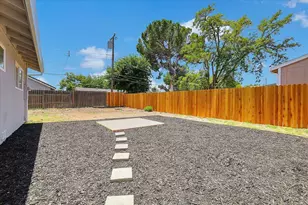2702 Meadowvale Ave, Sacramento, CA 95822 - Photo 31