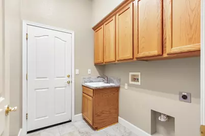6417 Camellia Point Way, Roseville, CA 95678 - Photo 37