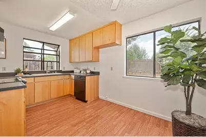 3318 Union Springs Way, Sacramento, CA 95827 - Photo 13