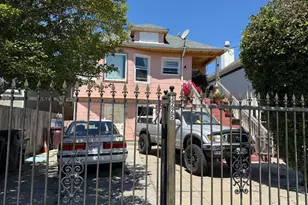 3227 Chestnut St, Oakland, CA 94608 - Photo 3