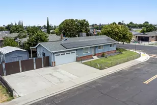 401 Amador Cir, Manteca, CA 95336 - Photo 37