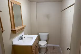 124 N School St, Lodi, CA 95240 - Photo 5