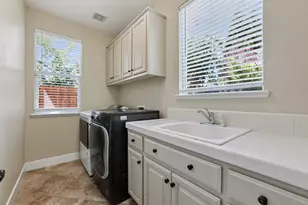 2519 Parkcrest Way, Roseville, CA 95747 - Photo 31