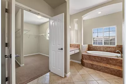 2519 Parkcrest Way, Roseville, CA 95747 - Photo 47