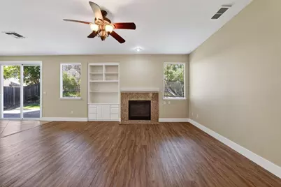 2519 Parkcrest Way, Roseville, CA 95747 - Photo 17