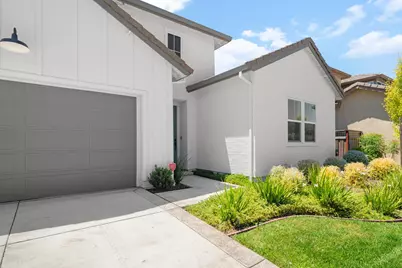 2158 Mulholland Drive, Lathrop, CA 95330 - Photo 5