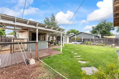 8017 Glen Park Avenue, Citrus Heights, CA 95610 - Photo 53