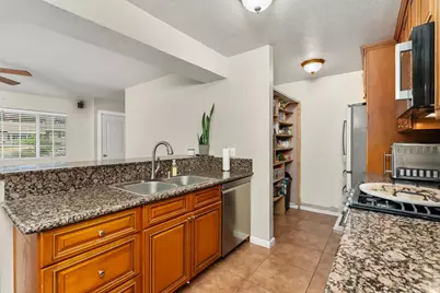 8017 Glen Park Avenue, Citrus Heights, CA 95610 - Photo 17