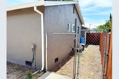 2206 Toronto Lane, Concord, CA 94520 - Photo 7