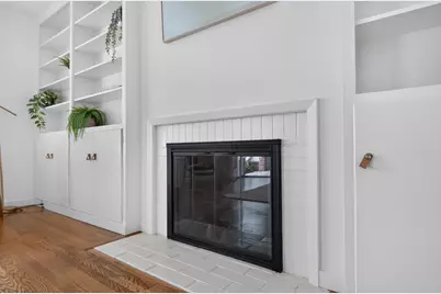 5836 Raymond Way, Sacramento, CA 95820 - Photo 15