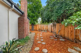 5836 Raymond Way, Sacramento, CA 95820 - Photo 45