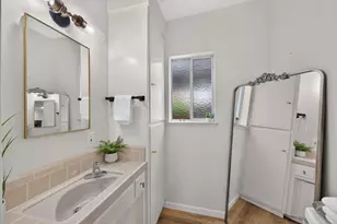 5836 Raymond Way, Sacramento, CA 95820 - Photo 41