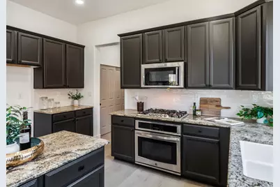 6204 Castro Verde Way, Elk Grove, CA 95757 - Photo 15