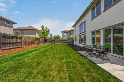 6204 Castro Verde Way, Elk Grove, CA 95757 - Photo 43