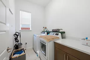 2013 Santos St, Woodland, CA 95776 - Photo 15