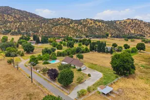 33485 Globe Dr, Springville, CA 93265 - Photo 11