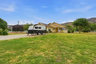 33485 Globe Dr, Springville, CA 93265 - Photo 5