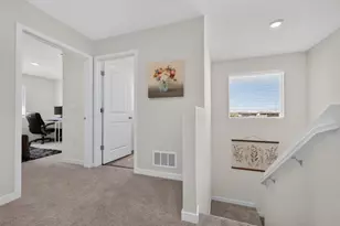 2193 Shady Tree Cir, Roseville, CA 95747 - Photo 17