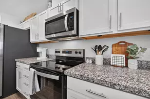 2193 Shady Tree Cir, Roseville, CA 95747 - Photo 19