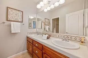 2021 Horseshoe Glen Cir, Folsom, CA 95630 - Photo 29
