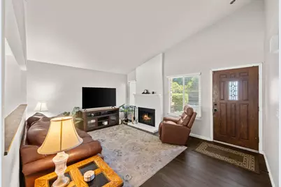 9033 Park Meadows Drive, Elk Grove, CA 95624 - Photo 3