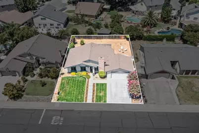 9033 Park Meadows Drive, Elk Grove, CA 95624 - Photo 19
