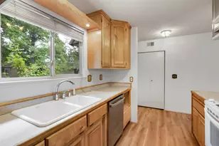 3131 Via Grande, Sacramento, CA 95825 - Photo 7