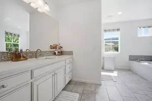 1160 Marsanne Ln, Gilroy, CA 95020 - Photo 31