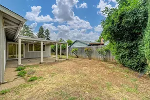 4040 Glen Innes Way, Sacramento, CA 95826 - Photo 29