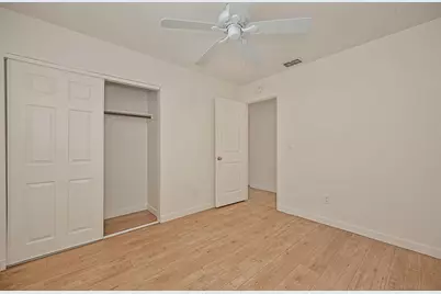 4040 Glen Innes Way, Sacramento, CA 95826 - Photo 17
