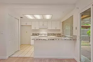 4040 Glen Innes Way, Sacramento, CA 95826 - Photo 9