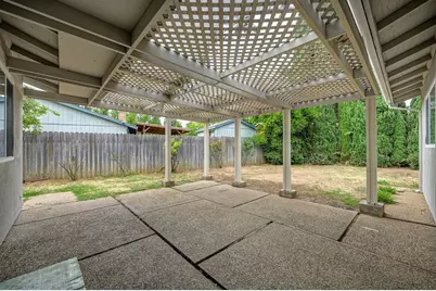4040 Glen Innes Way, Sacramento, CA 95826 - Photo 25