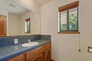 10996 Boessow Rd, Galt, CA 95632 - Photo 17